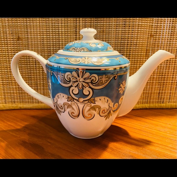 Beautiful Teapot - Display piece - Picture 7 of 9
